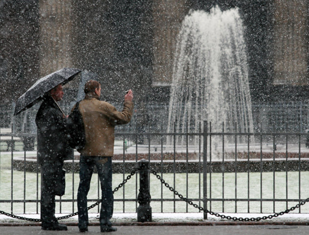 First snow in St. Petersburg